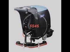 Baterai berjalan di belakang lantai scrubber Efisiensi tinggi reaksi cepat