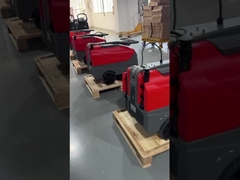 Pembersih Lantai Kompak dan Fleksibel Dibalut