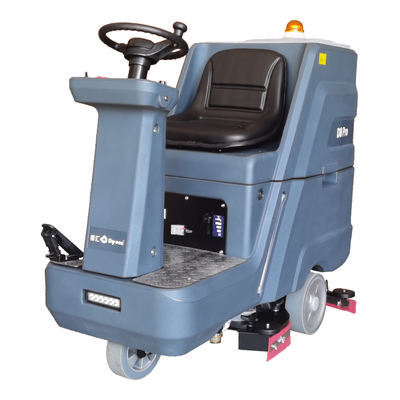 Berkualitas Tinggi Mengendarai Scrubber 660mm Lebar pembersih 10° Gradability Efisiensi Kerja 3800m2/h Vacuum Degree 160mbar